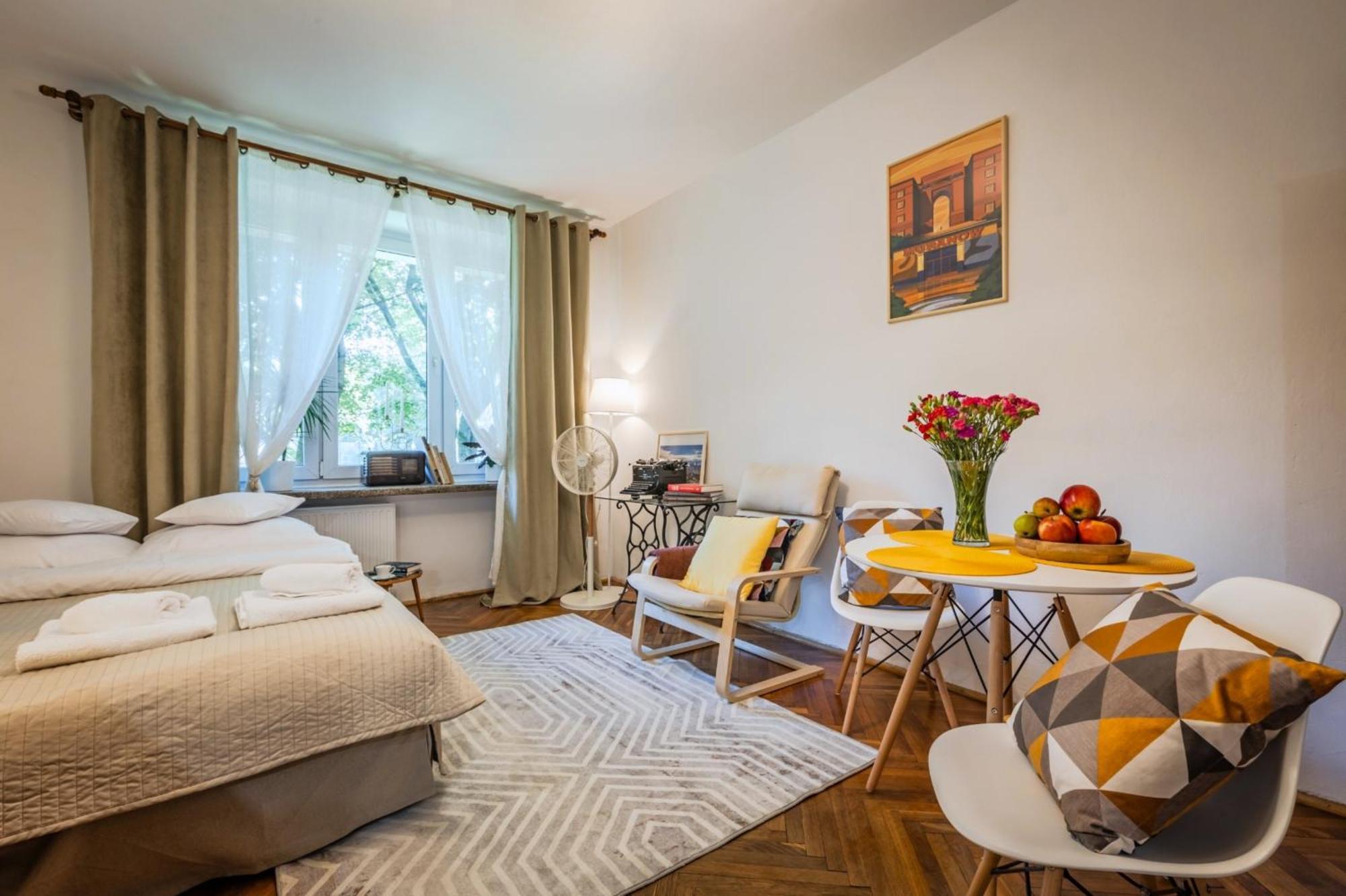 Lägenhet Na Muranowie - Mieszkanie Z Historia I In Muranow - A Flat With History Warszawa